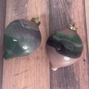 Set‎ of 2 Ceramic Christmas Ornaments
